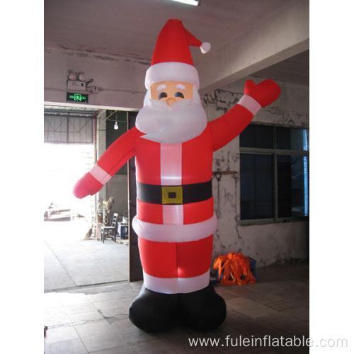 Giant inflatable santa for Christmas decoration